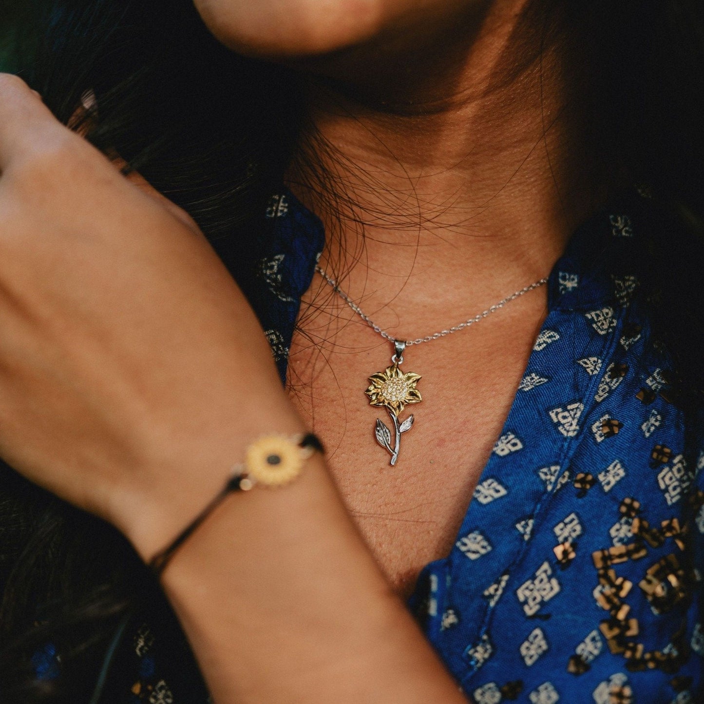 Strahlendes Sonnenblumenblüten-Halsband