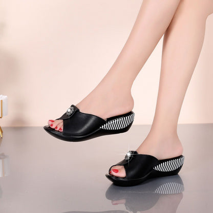 Flat-bottomed Mother Slippers Korean Style Sandals And Slippers