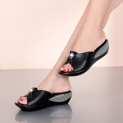 Flat-bottomed Mother Slippers Korean Style Sandals And Slippers